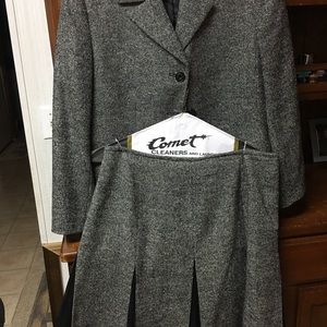 Women’s 2 piece suit